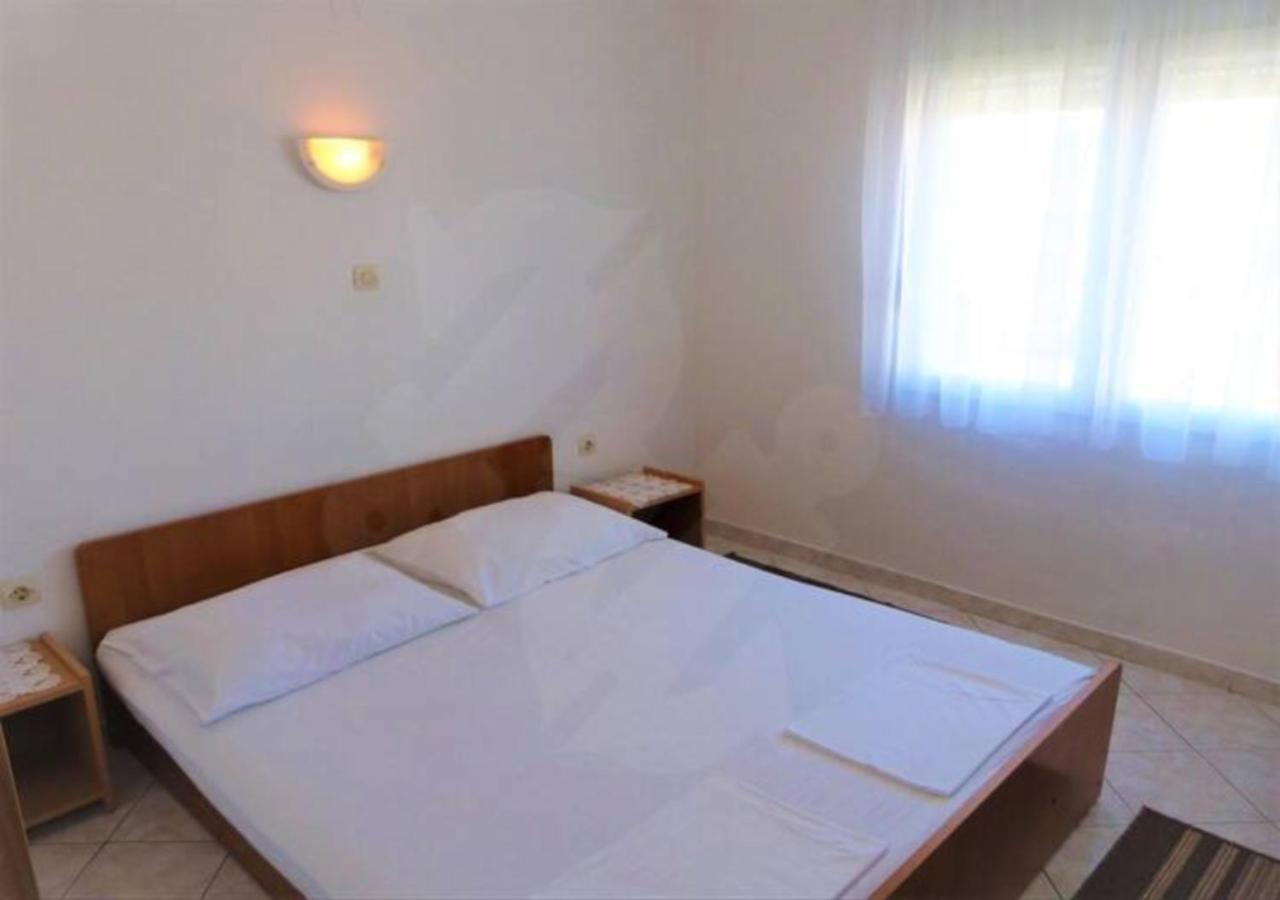 Appartamento Gama Vir Esterno foto