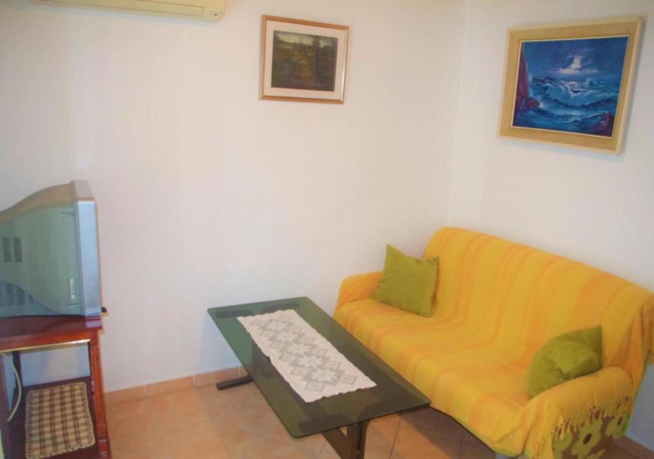 Appartamento Gama Vir Esterno foto