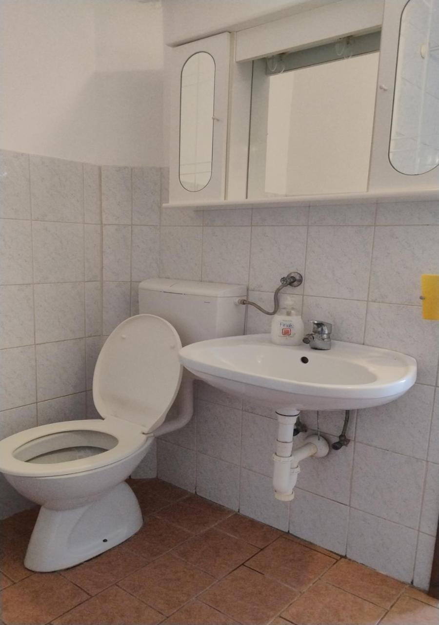 Appartamento Gama Vir Esterno foto